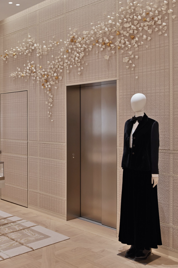 Dior boutique